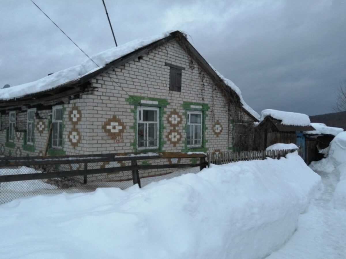 В Кузоватовском районе у двухквартирного дома обвалилась крыша | Новости  Ульяновска. Смотреть онлайн