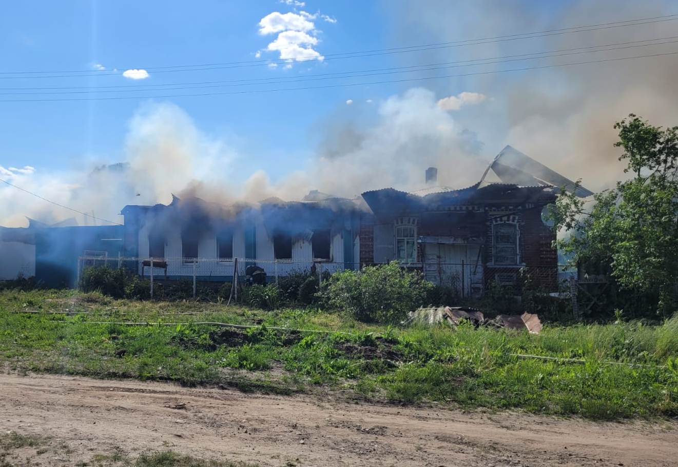 В Артюшкино пожар уничтожил жилой дом | Новости Ульяновска. Смотреть онлайн