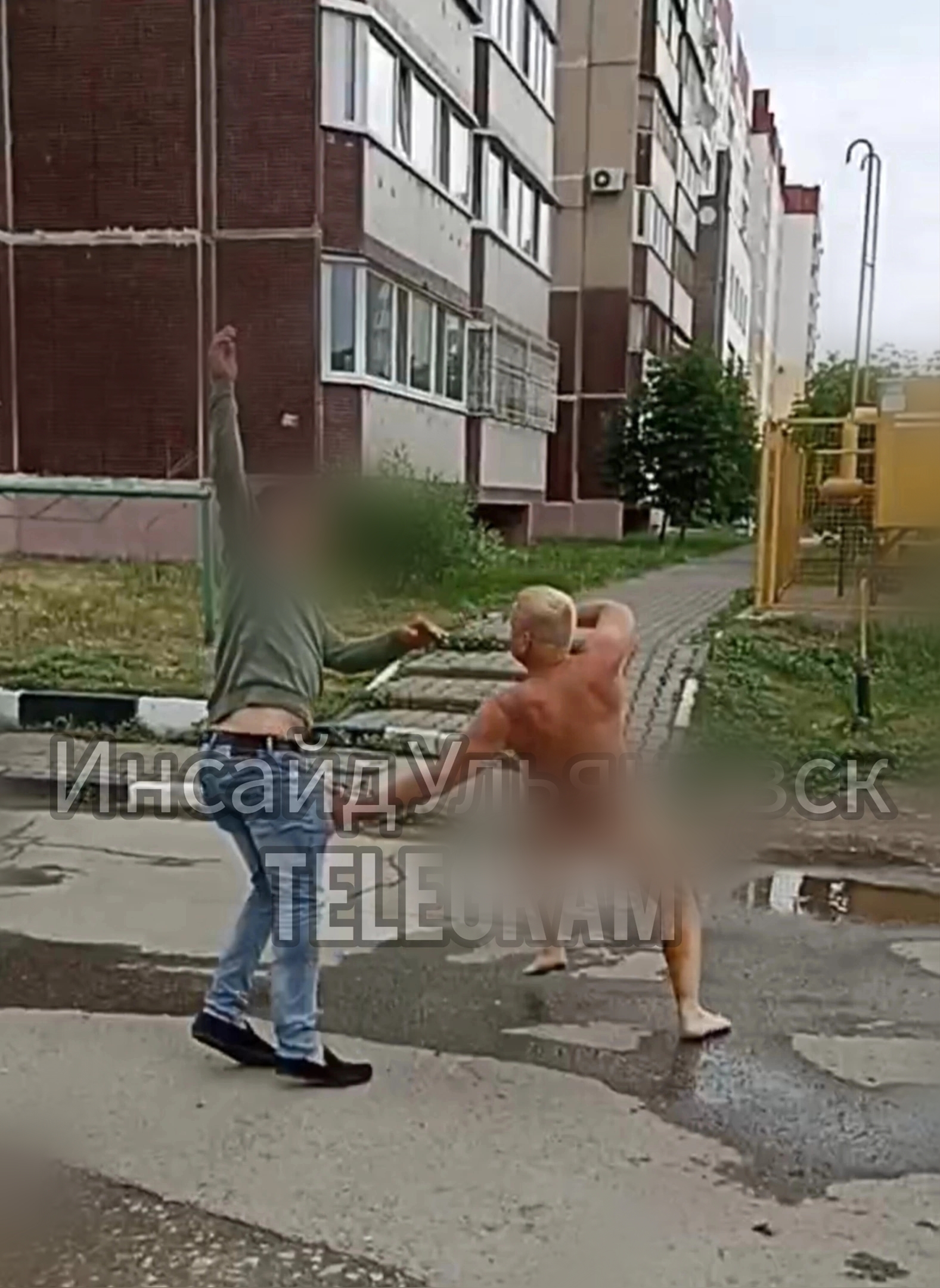 Ходят голые по улице - 3000 русских порно видео