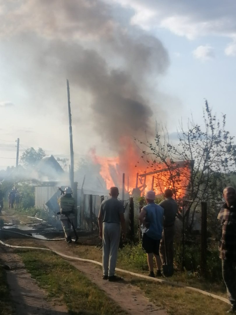 В Чердаклинском районе дотла сгорел дом | Новости Ульяновска. Смотреть  онлайн