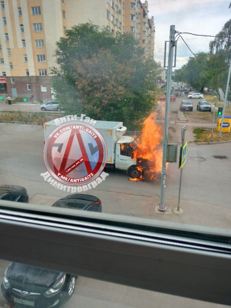 В Димитровграде Газель загорелась на ходу (видео) | Новости Ульяновска.  Смотреть онлайн